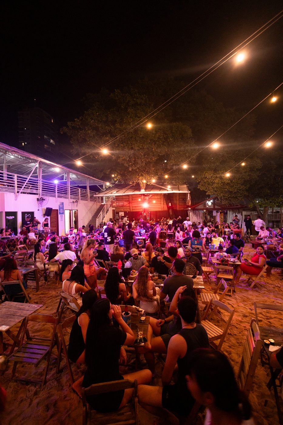 Banda ao vivo em evento no Rio Sand Club