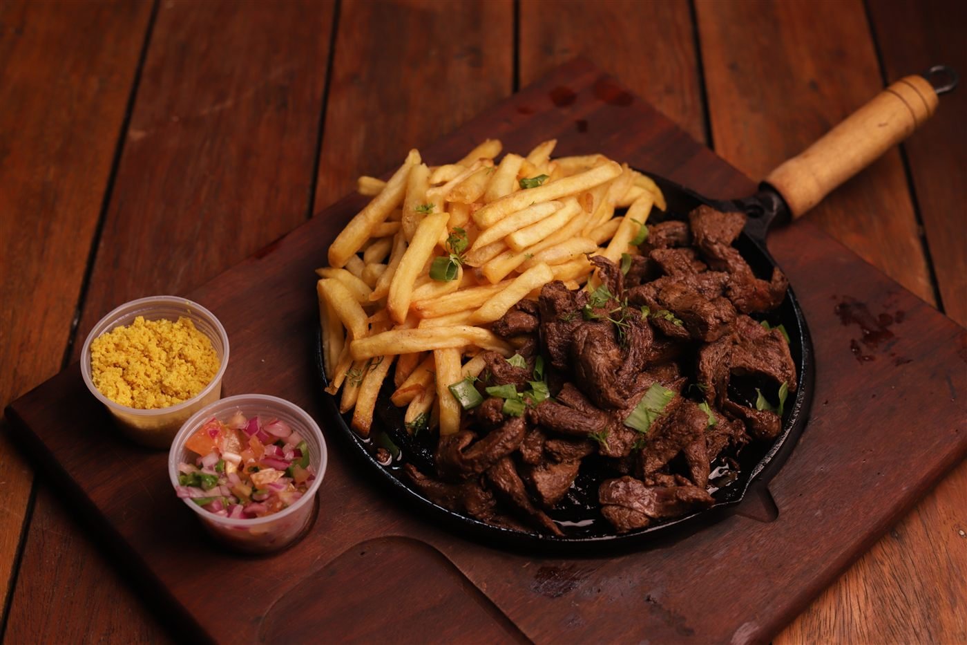 Filé com fritas